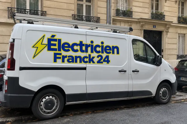 Le camion d'intervention Franck 24, électricien à Paris et proche couronne